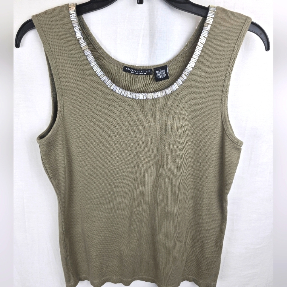 Reference Point Green Tank With Silver Neckline Tank Top Sz L